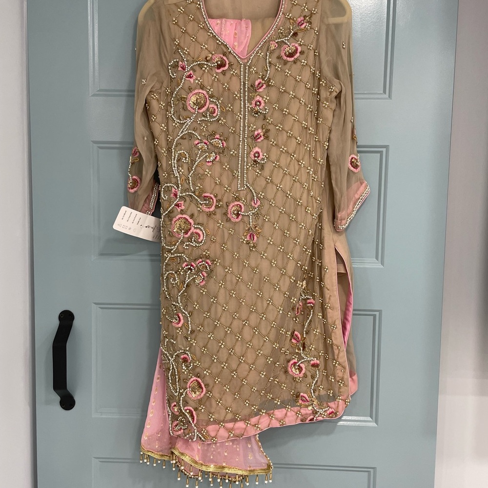 Brand new Pakistani outfit